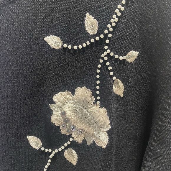 DRESSBARN Embroidered Cardigan Sweater Beaded Floral Button Womens 18 20 Black - Picture 8 of 12